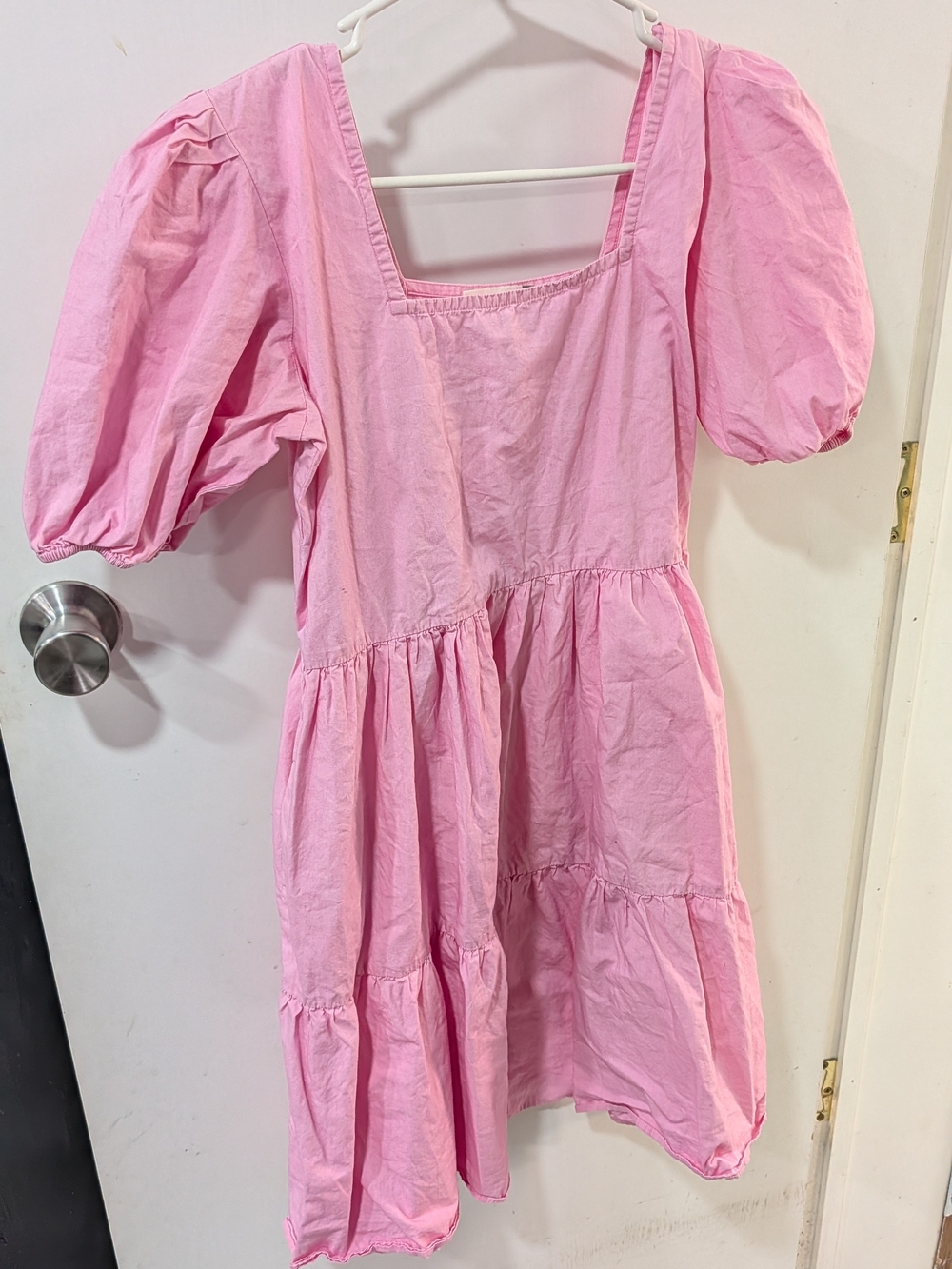 Puff-Sleeve Tiered Mini Dress in Pink